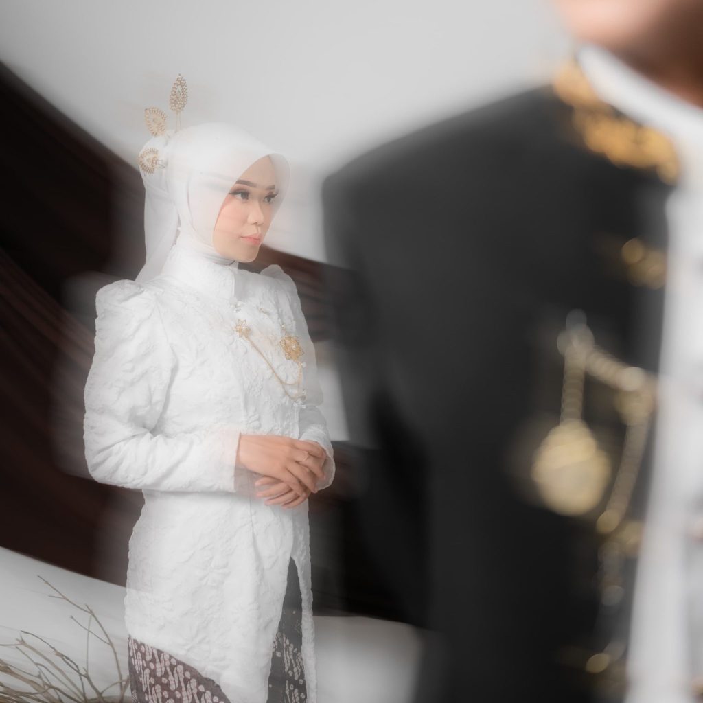 Sri & Hadi (1)